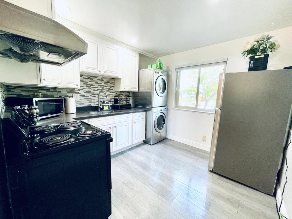 2Br Apt With Brand New Super Quite Ac, Washer, Dryer, Free Ev Station, Free Parking In Cupertino 森尼维耳市 外观 照片