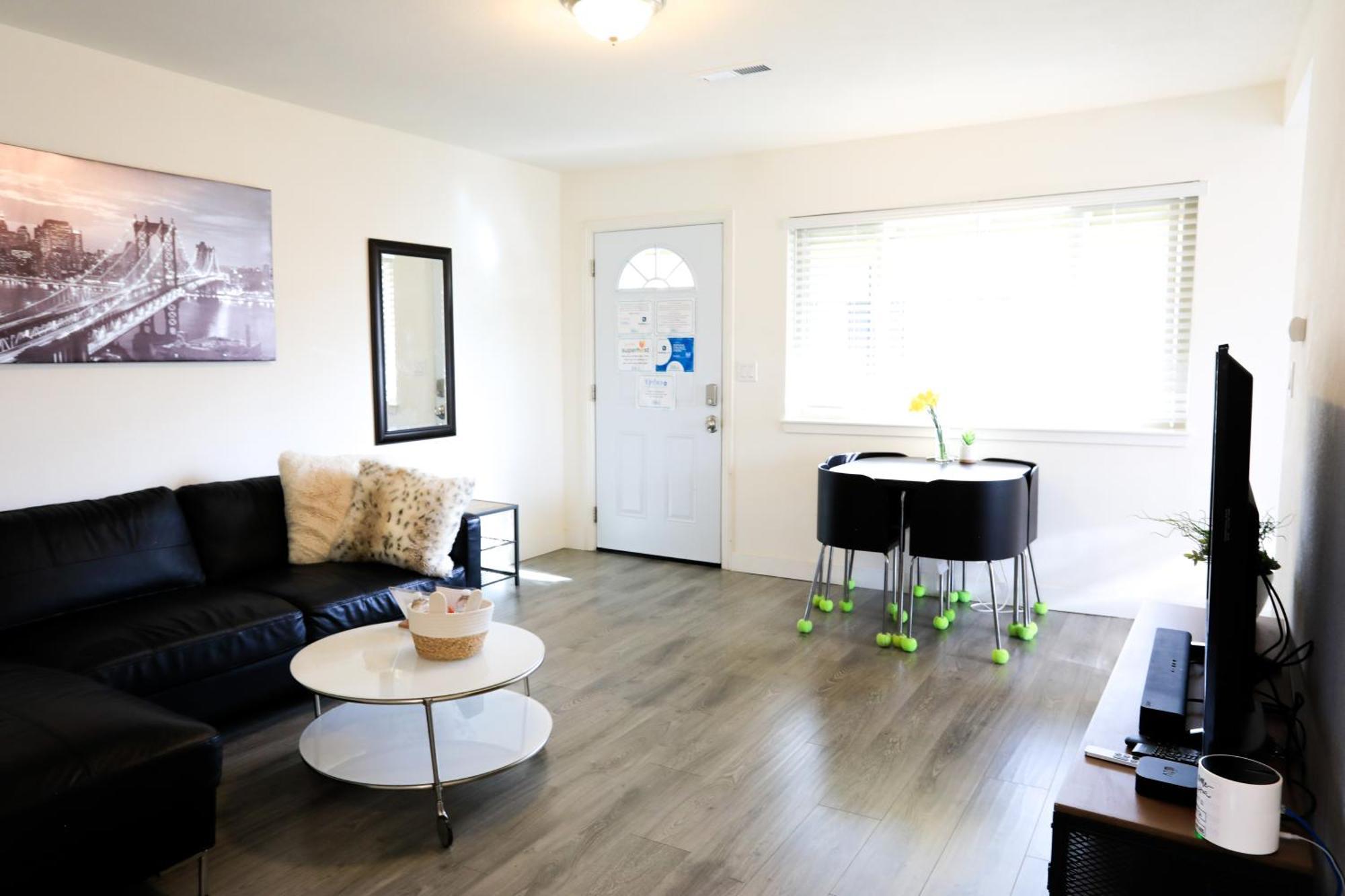 2Br Apt With Brand New Super Quite Ac, Washer, Dryer, Free Ev Station, Free Parking In Cupertino 森尼维耳市 外观 照片