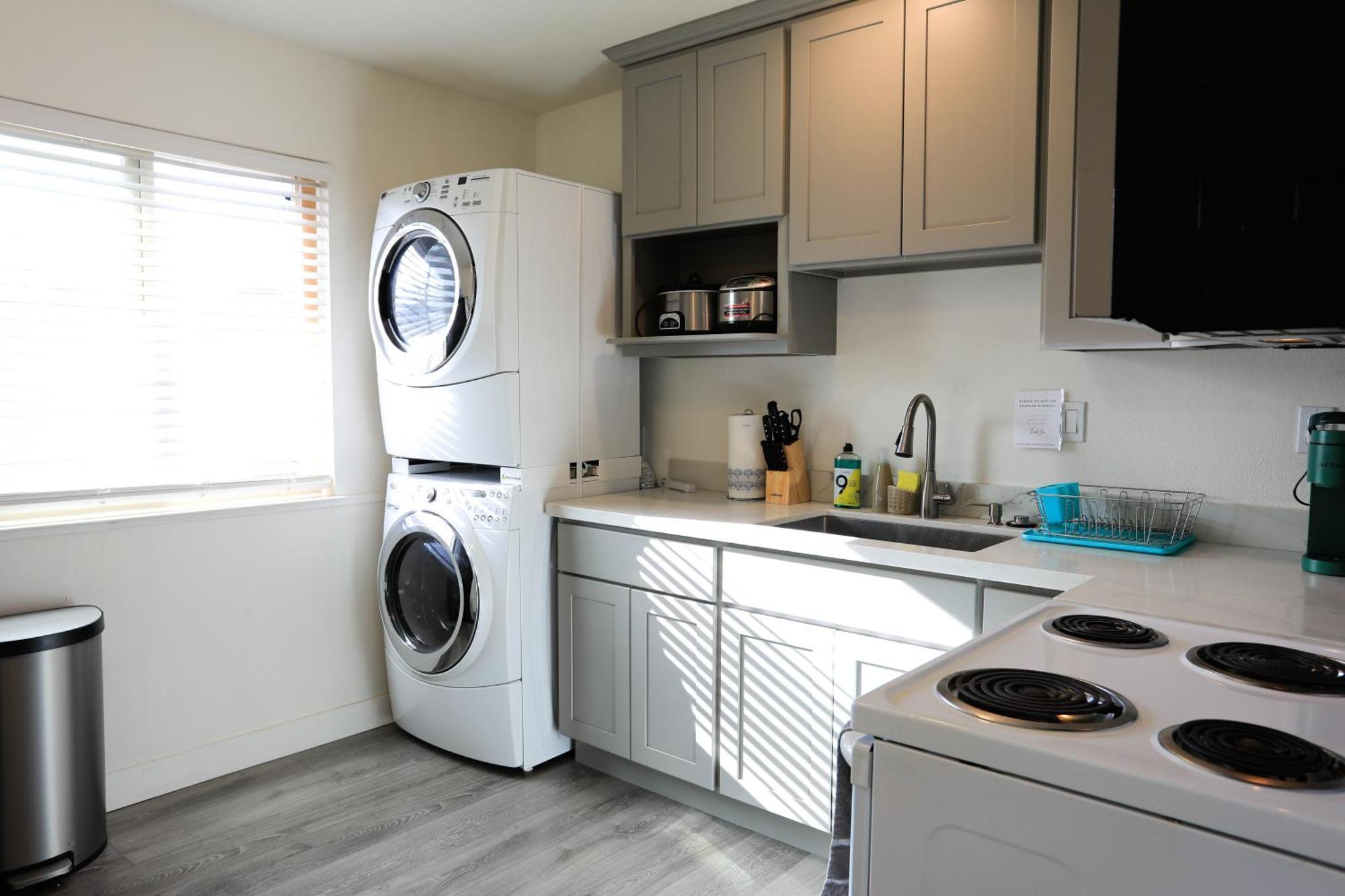 2Br Apt With Brand New Super Quite Ac, Washer, Dryer, Free Ev Station, Free Parking In Cupertino 森尼维耳市 外观 照片